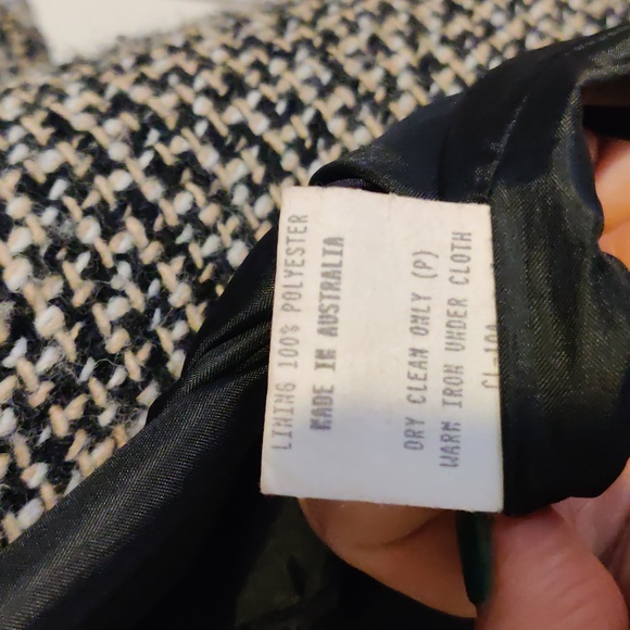 Resort Report Italian wool mix mid length coat Size 12-14 - Picture 5 of 9